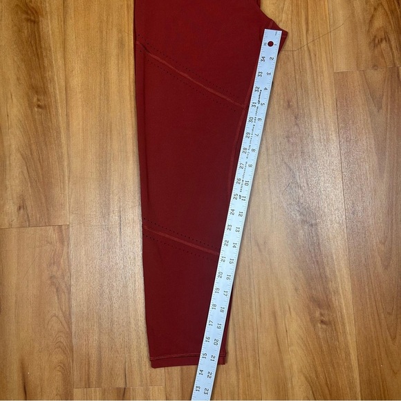 Athleta It's A Wrap 7/8 Tight Warm Orange Perforated High Rise Leggings SZ L - Picture 12 of 12